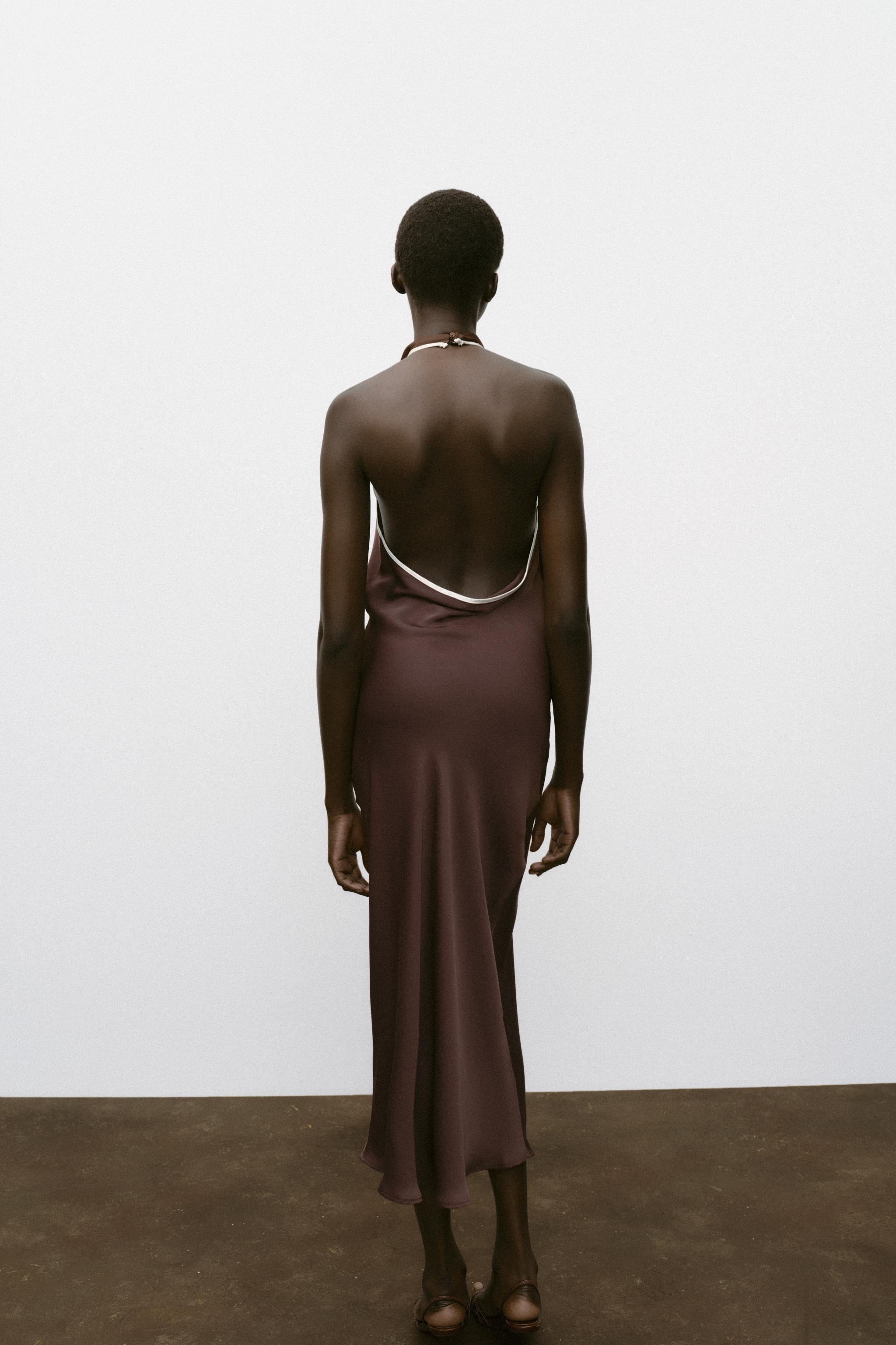 ROBE MIDI SATINÉE LISERÉS CONTRASTANTS